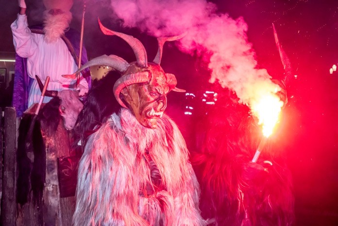 Familien-Perchtenlauf am 07.12. um 17:00 Uhr